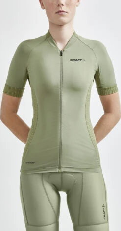 Craft Advance Endurance Fietsshirt W -Fietsuitrusting Winkel 2024 1067524517 1910553 635000 adv endur jersey w closeup1 original