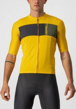 Castelli Prologo 7 Fietsshirt Outlet 9 Castelli Prologo 7 Fietsshirt Outlet -Fietsuitrusting Winkel 731 saffronlightblackmilitaryg 11 product 1 1